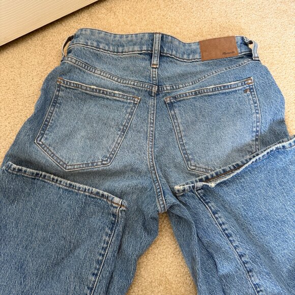 The Curvy Perfect Vintage Wide-Leg Jean (25, Enmore Wash) - Picture 7 of 12